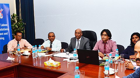 Salaire minimum: toujours pas de consensus