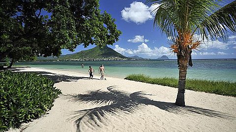 Maradiva Villas Resort & Spa Received Award for "World's Leading Luxury Island Resort " 