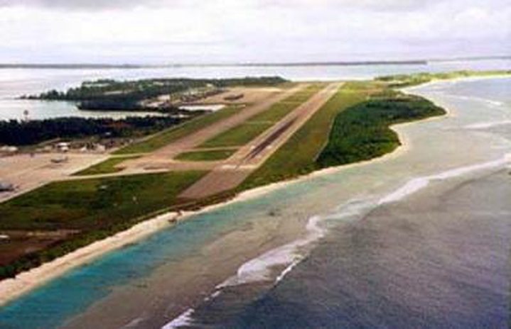 Retour des Chagossiens : Debats sur les Chagos...