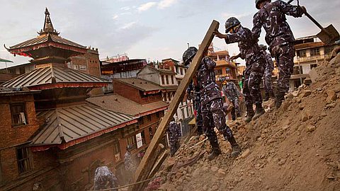 Nepal Earthquake: Death Toll Passes 4,400 Amid Fears Over Remote Areas
