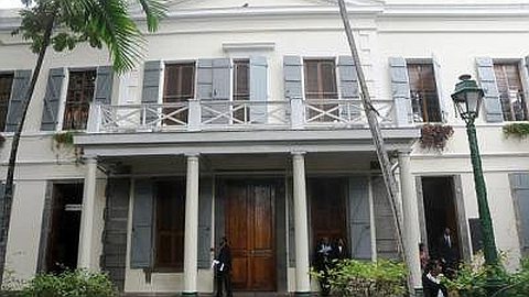 Societe: Cours De Justice A Plein Régime