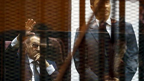 Mubarak to Stand Trial Again over 2011 Killing of Protesters