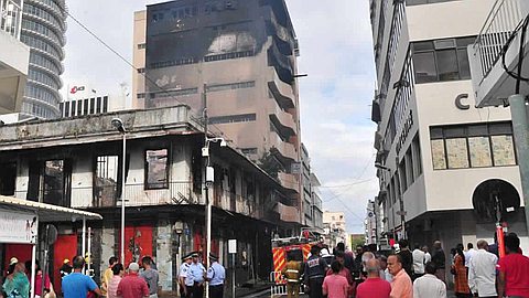 Incendie: le bâtiment Bahemia sans Fire Certificate depuis 1999
