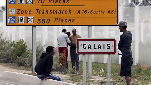 Britain and France to Announce Measures to Contain Migrant Crisis in Calais