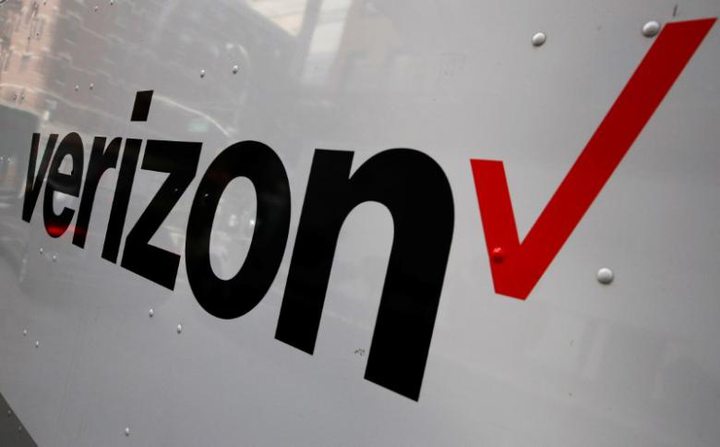 Verizon plans to cut 2,000 jobs at Yahoo, AOL