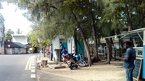 Albion: le retard dans la construction du pont nuit au commerce