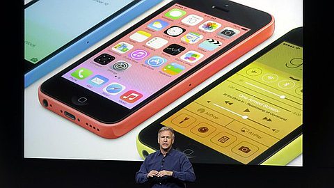 Apple Introduces 2 New iPhone Models