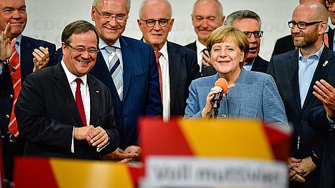 Merkel faces tough coalition talks as nationalists enter German parliament