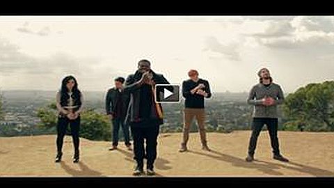 Video of  the Day: Amazing A Capella Group Sings the Christmas Song