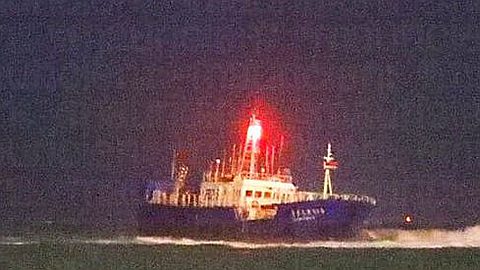 LURONGYUANYU588 : 130 tonnes de fioul et cinq tonnes de lubrifiants à bord