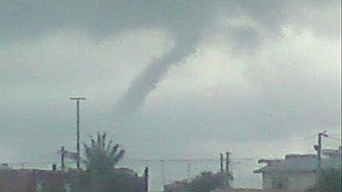 Une Mini-Tornade Observée Vers les Gorges de la Rivière-Noire