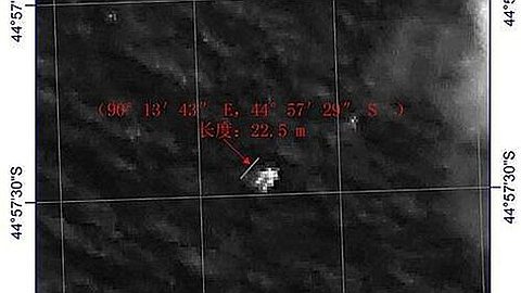 Chinese and Australian Aircraft Spot Objects in Malaysia Airlines MH370 Southern Search Area 