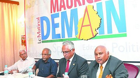 Maurice Demain: Enseignement Supérieur : à la Croisée des Chemins