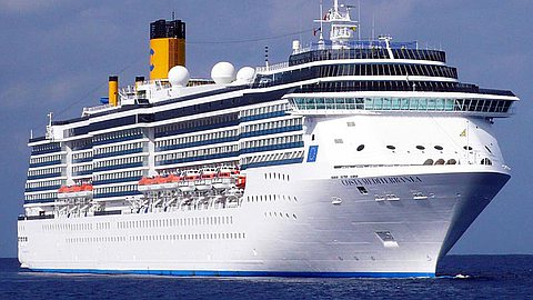 Port-Louis : débarquement des passagers mauriciens du Costa Mediterranea