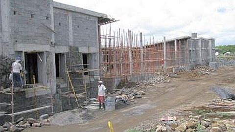 Enjeu De L'Economie : Tours De Vis Tous Azimuts de la Banque de Maurice