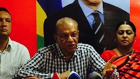 Affaire Roches-Noires: un Inspecteur qui Avait Véhiculé Ramgoolam Entendu