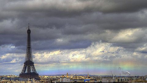 Picture of the Day: A Horizon Rainbow in Paris