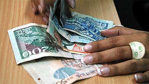 Issue of three new banknotes with hologram images