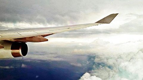 6 Tech Must-Haves for International Business Trips 