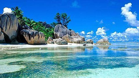 Tourism: Cooperation Agreements Between Reunion and Seychelles