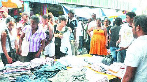 2500 street vendors operate in the capital