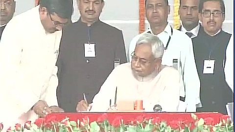 Nitish Kumar Sworn-in as Bihar CM, Lalu’s Sons in Cabinet