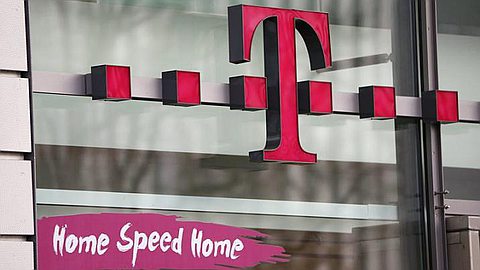 Deutsche Telekom 'hack' affects nearly a million customers