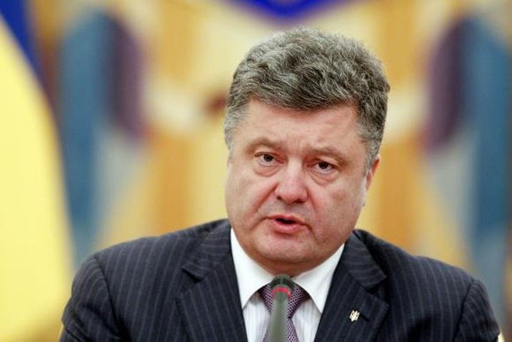 Poroshenko Ends Ukraine Ceasefire...