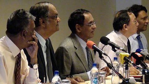 Lutchmeenaraidoo s’en Prend aux Banques: la MBA Réplique, Chiffres à l’Appui