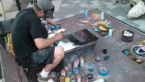 Video of the Day: Awesome Street Artist Showing Skills