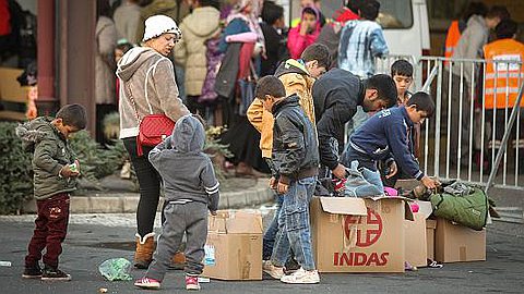 Croatia Considers Fence to Tackle Migrant Crisis