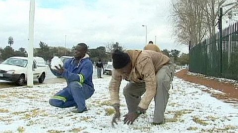 Snow Surprises South Africans as Cold Snap Strikes