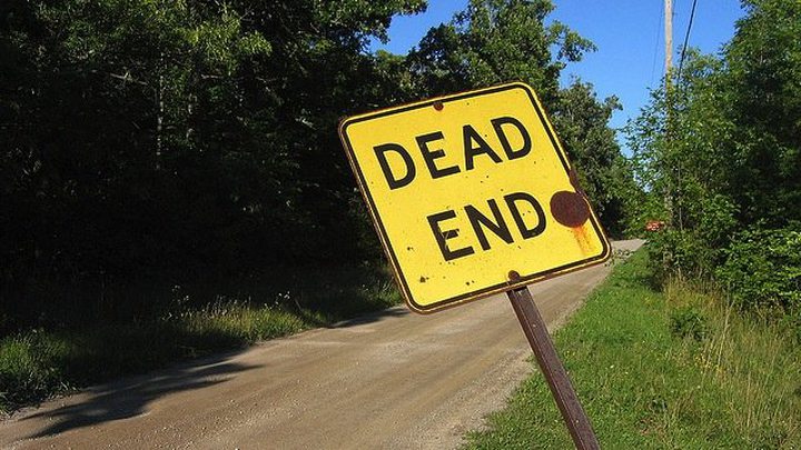 How to Tell If You're In a Dead End Job