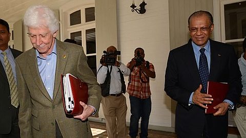 A Clarisse House: Deux Heures de Travail «Extrêmement Positif», dit Bérenger