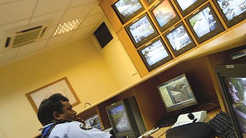 La police lance un appel d’offres pour des caméras de surveillance