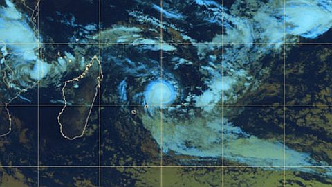 Météo: Berguitta passera à environ 10 km de Blue Bay d’ici peu…