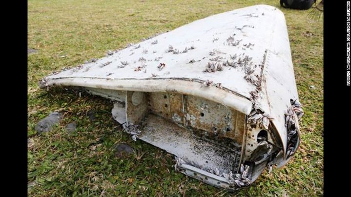 MH370: Islanders Search for More Debris