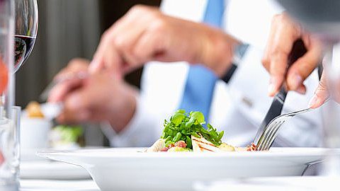 5 Reasons to Schedule More Business Lunches