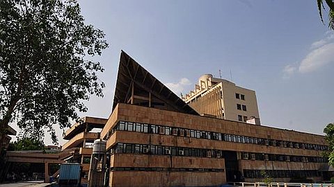 India to Set Up IIT Like Institution in Mauritius