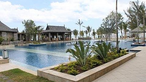 Hotels: Official Opening of the St. Regis by PM Tomorrow Night