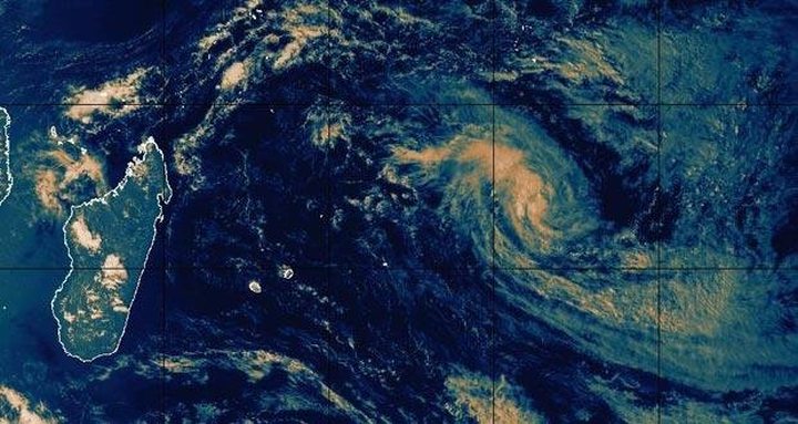 Weather: Tropical Storm Amara Haunts the Region