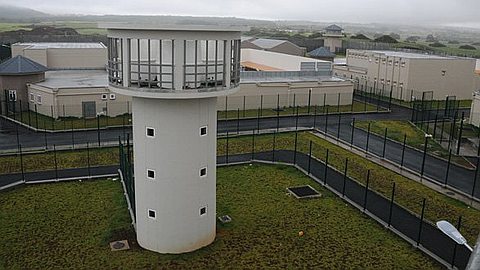 Construite au Coût de Rs 2,1 Mds: des Fissures Sèment le Trouble à la Prison de Melrose