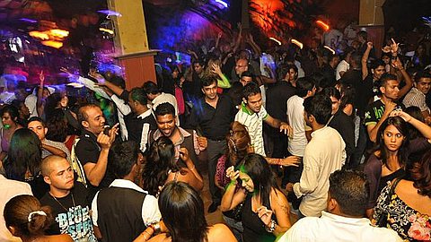 Nuisances Sonores : Clubs Privés, Salles des Fêtes et Bungalows Ciblés