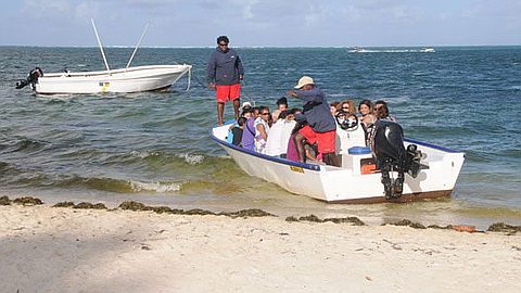 Tensions Docking Trou d'Eau Douce