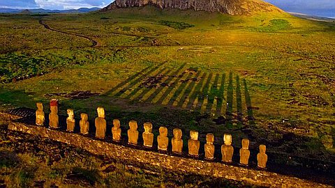 Picture of the Day: Sunrise at Easter Island