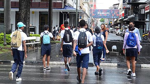 Torrential rain: no classes in all public and private institutions on Monday April 22