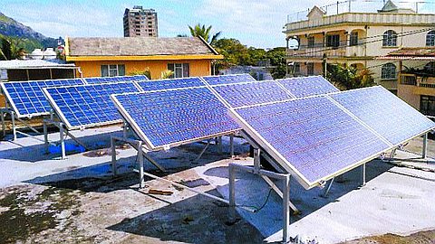 Energie Verte: le Réseau du CEB Déjà Saturé