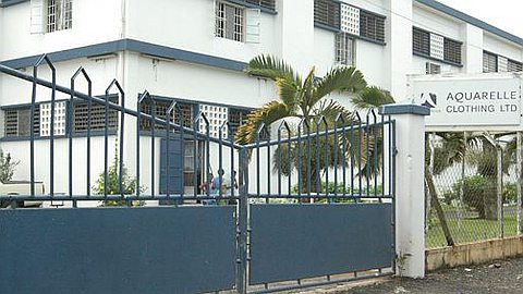 Usine Textile Aquarelle: Environ 300 Ouvriers en Grève