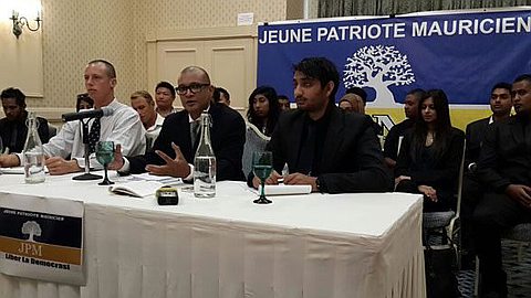 Politique: Deux Nouveaux Partis Lances