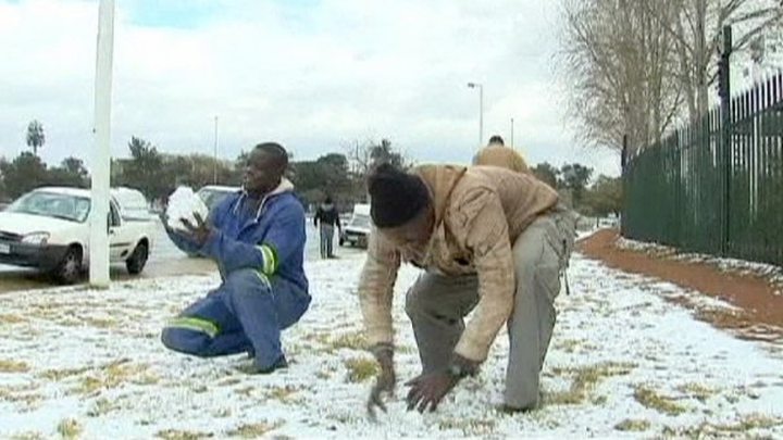 Snow Surprises South Africans as Cold Snap Strikes
